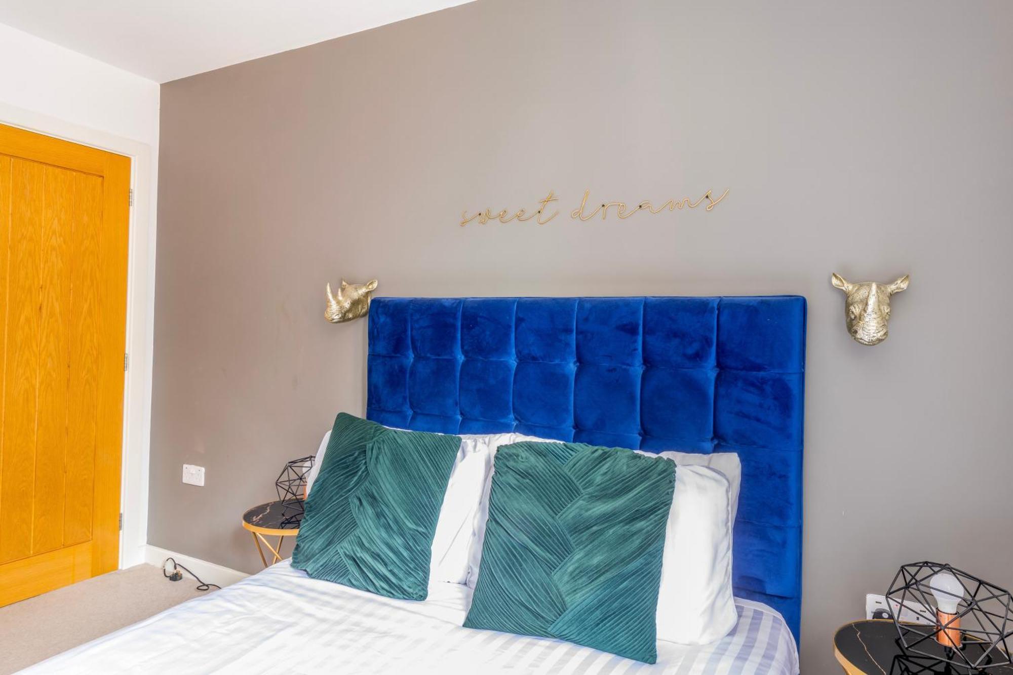 Cosy Abbey Yard By Prescott Apartments Abingdon-on-Thames Bagian luar foto